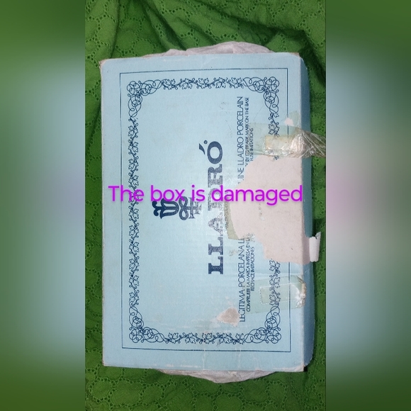 Lladro Eskimo Boy with Pet Polar Bear Porcelain Figurine (EUC) - Picture 6 of 13